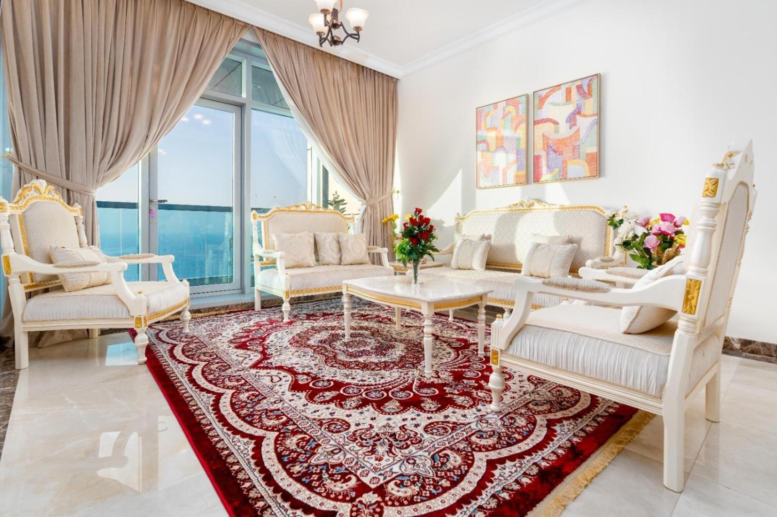And Haven At Ajman Corniche! Apartment *
