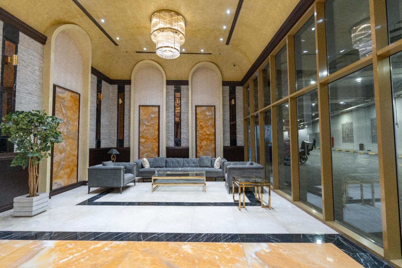 And Haven At Ajman Corniche! Apartment