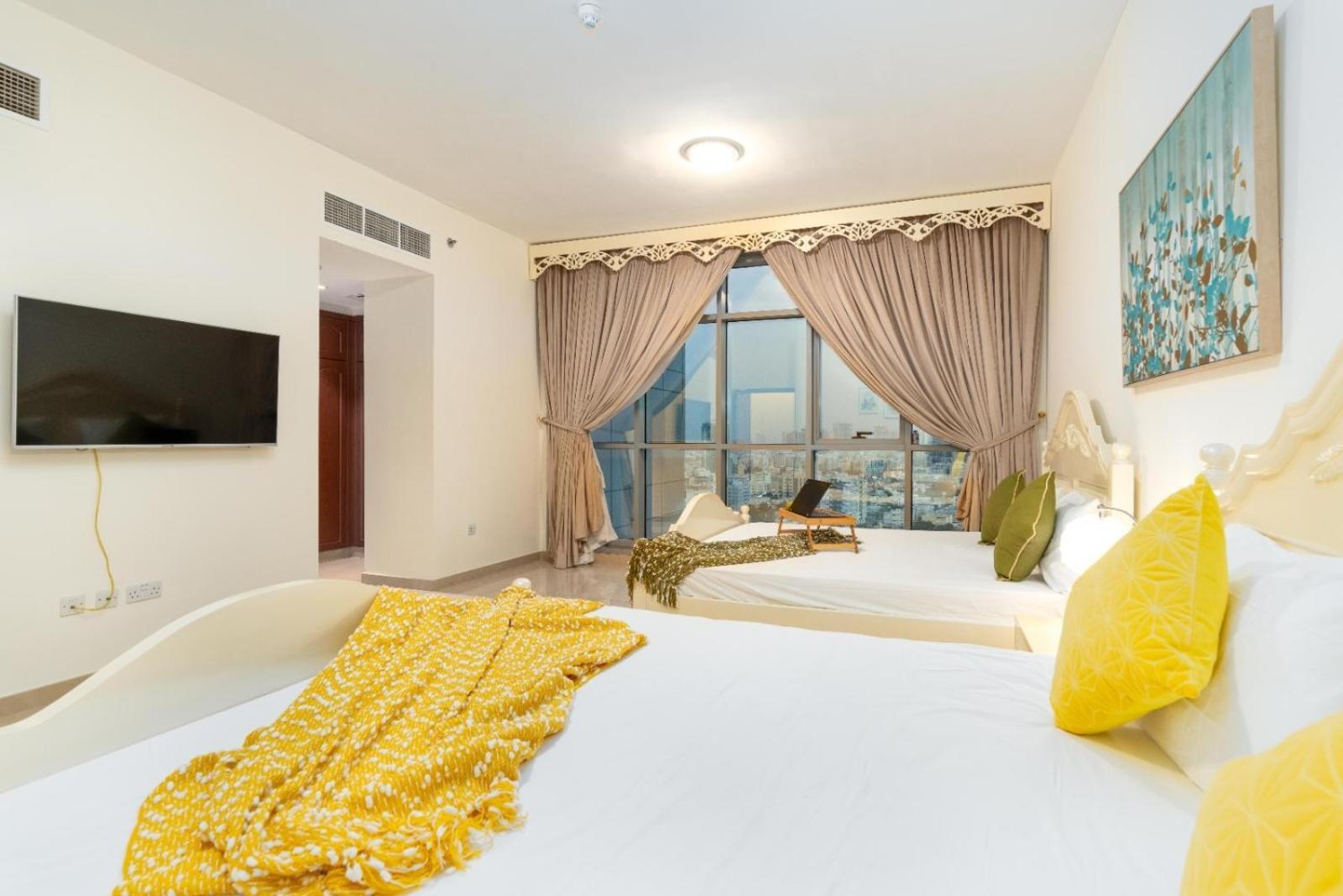And Haven At Ajman Corniche! Apartment Dubai
